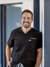 Dr Alexandre Debouche, dentiste à Beaussais-sur-Mer, proche de Dinard et Saint-Malo, 
