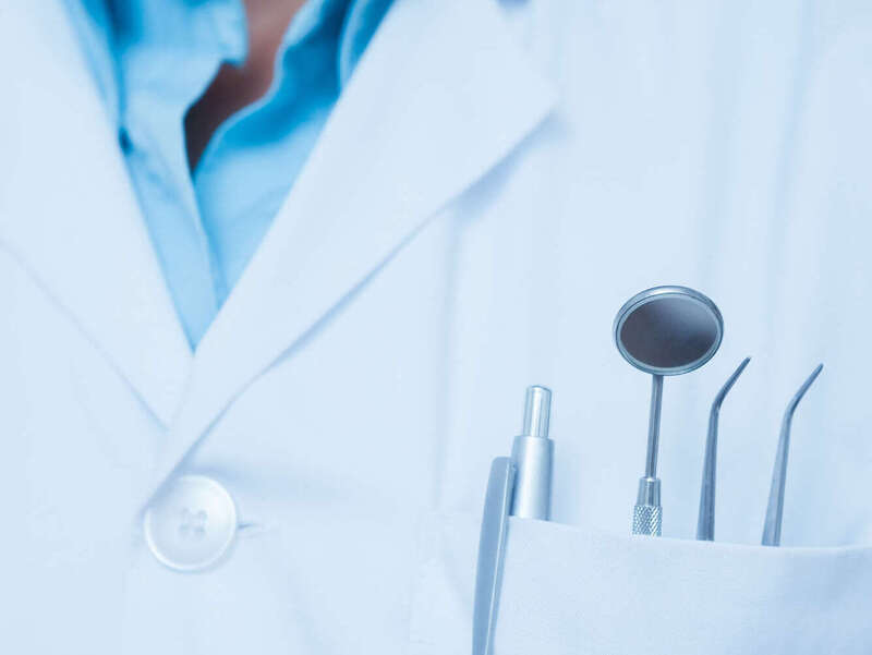 Docteur Jean-Marc LECA Dr en chirurgie dentaire