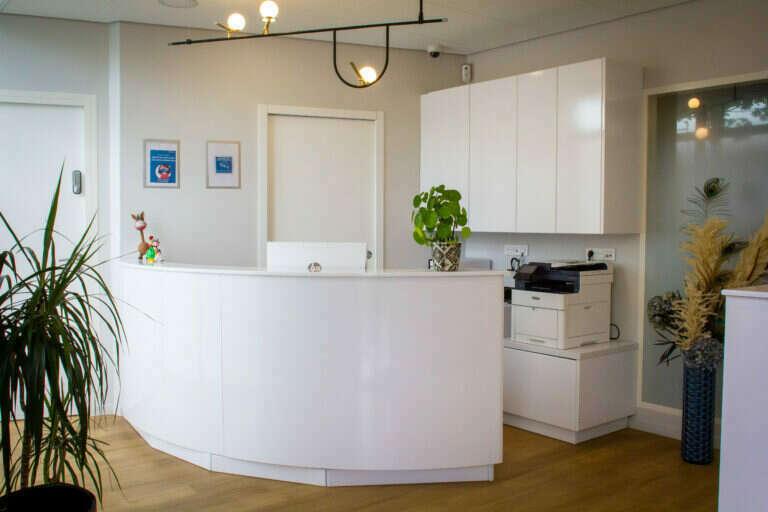 dr_eurin_cab20250102-3825364-1wkl044