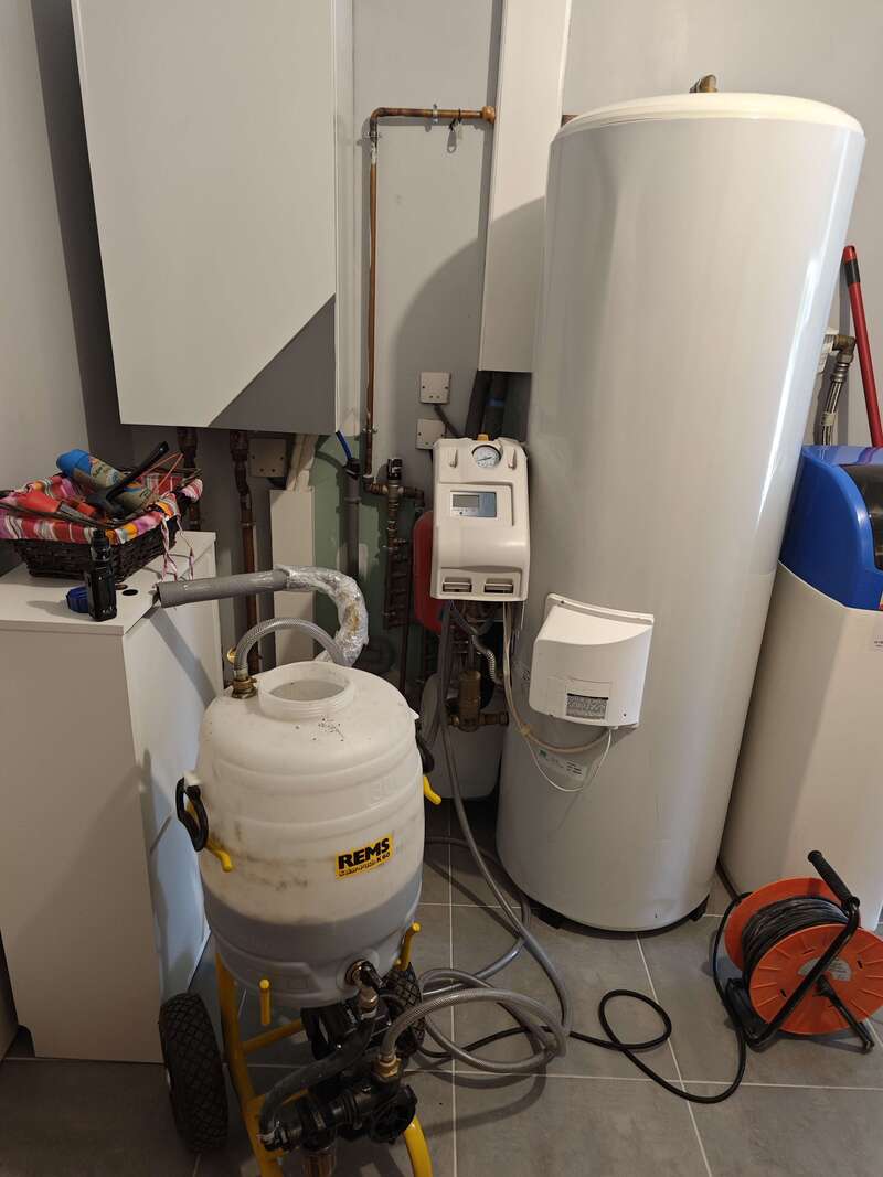 2023-10-0120250904-158015-73pgsv