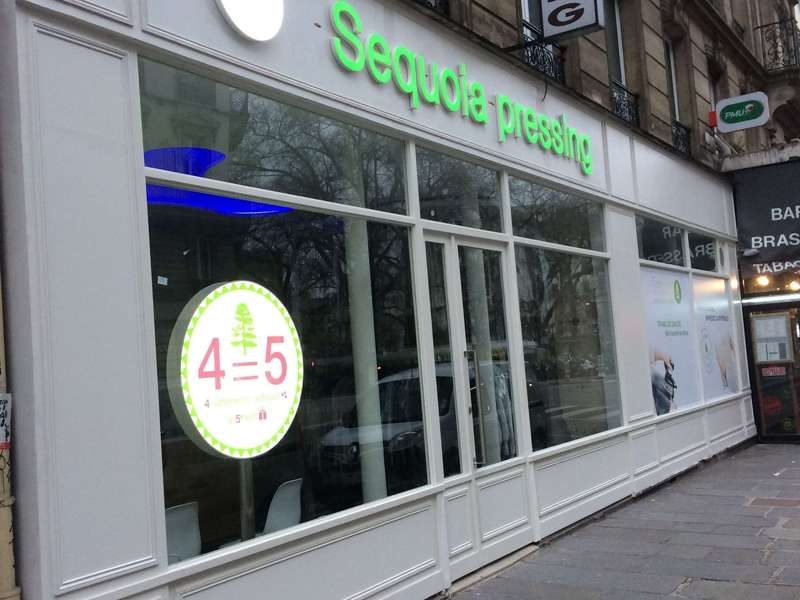 Devantures de Magasins et Habillage de Façade 78