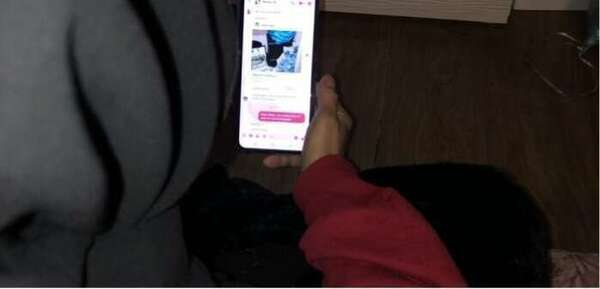 Hédile a interviewé sa maman, âgée de 40 ans mère de trois filles et deux garçons, sur la manière dont elle vit son confinement à Trappes, où elle habite depuis 12 ans.