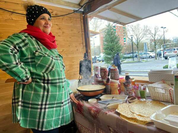 Le marché de Noël de Trappes vu des chalets