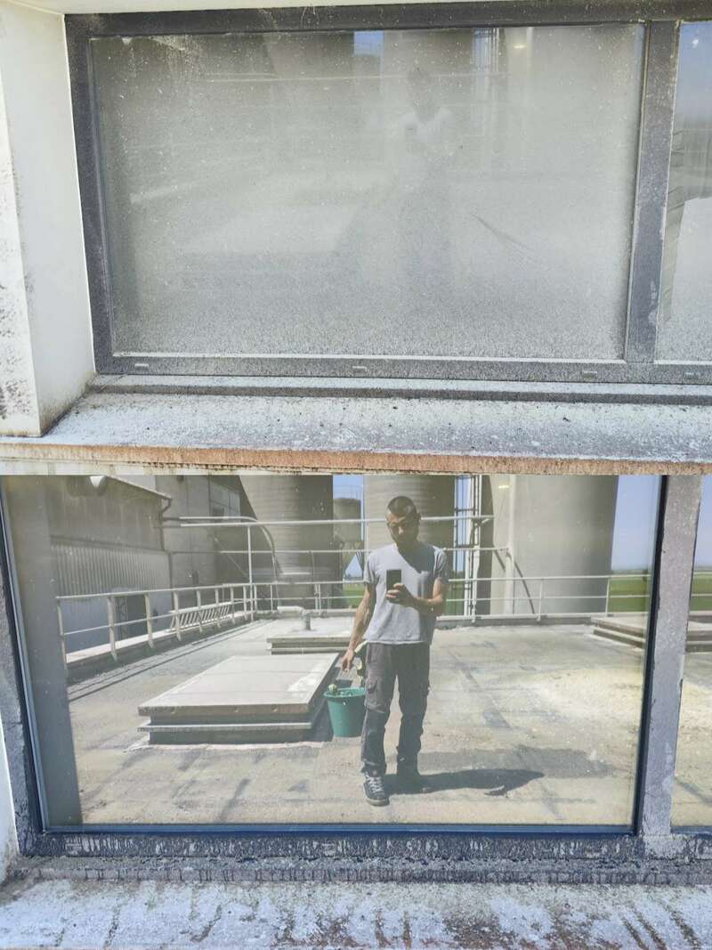 100000230820250314-66957-krdaph