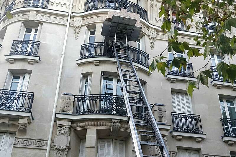 Monte-meuble et accès difficiles dans le 92