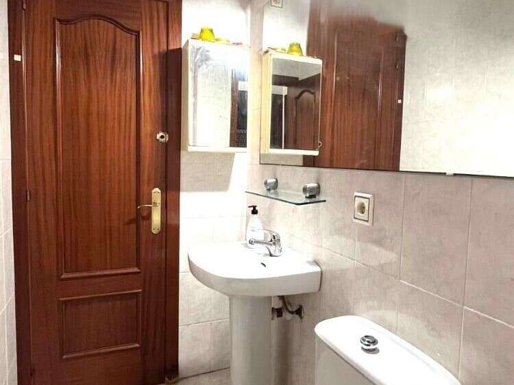 f613045e-3482-40a5-8c5c-c0452a48569f