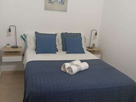 1cf90afd-e7d6-43ce-b704-6df3b9d039f5