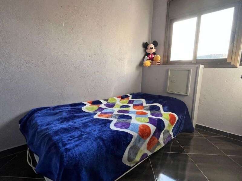 e6094b39-12fd-48e1-842c-3d423eb5f0c0