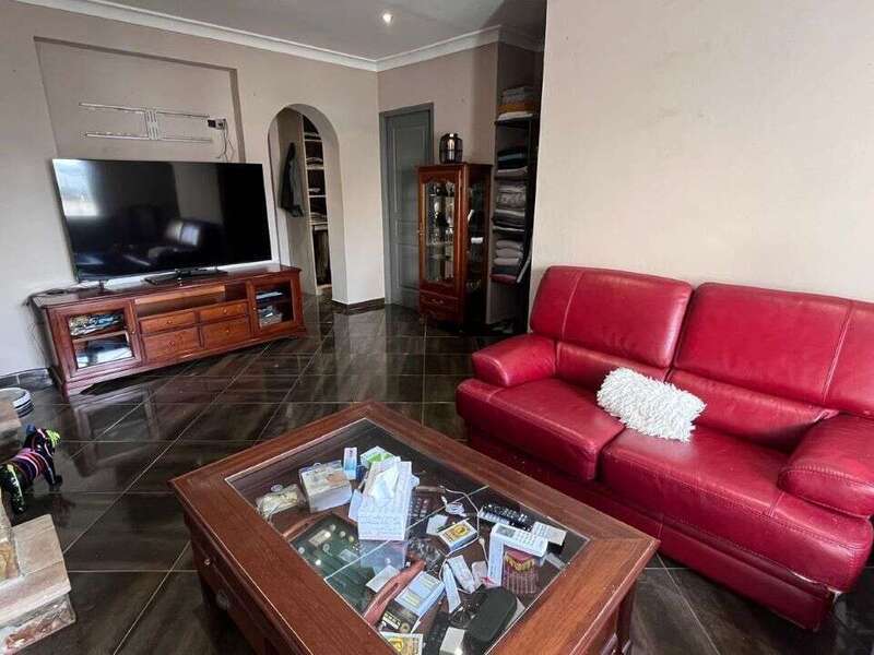 83635354-4560-4ea5-b335-8f8b295e6116