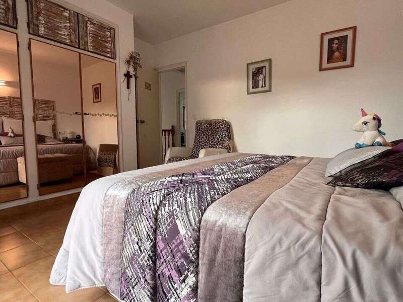 a725ed3b-dbc6-4ae0-884e-1c9b773a2e84