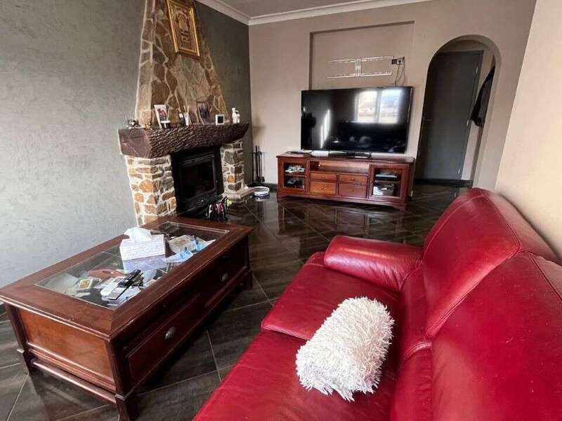 1c8df6fb-df36-43db-b9de-d6dff0fa570d