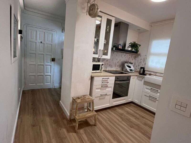 9995d759-c767-409c-b0e6-9de174d324fa