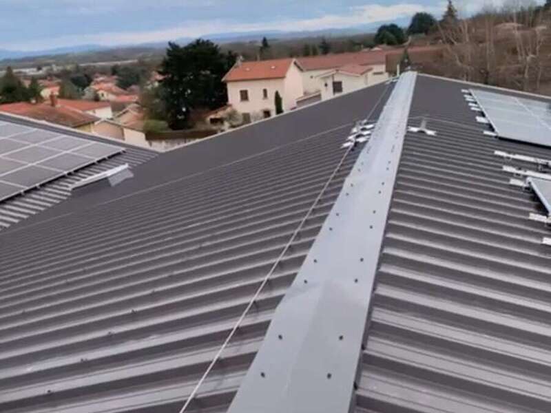 photovoltaique-toiture-metallique-chantier-avenir-energie-12