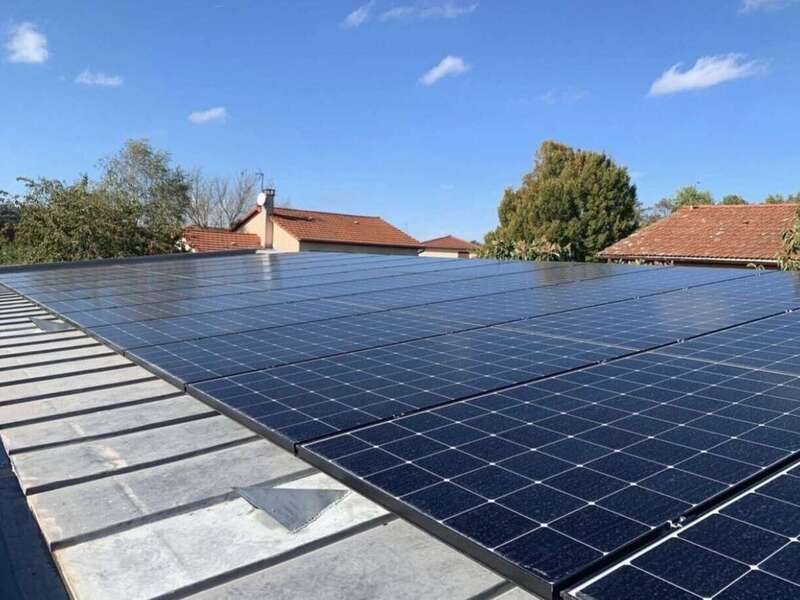 photovoltaique-toiture-terrasse-rhone-avenir-energie-03