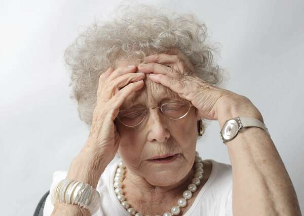 Personnes âgées et arnaques : comment les protéger ?