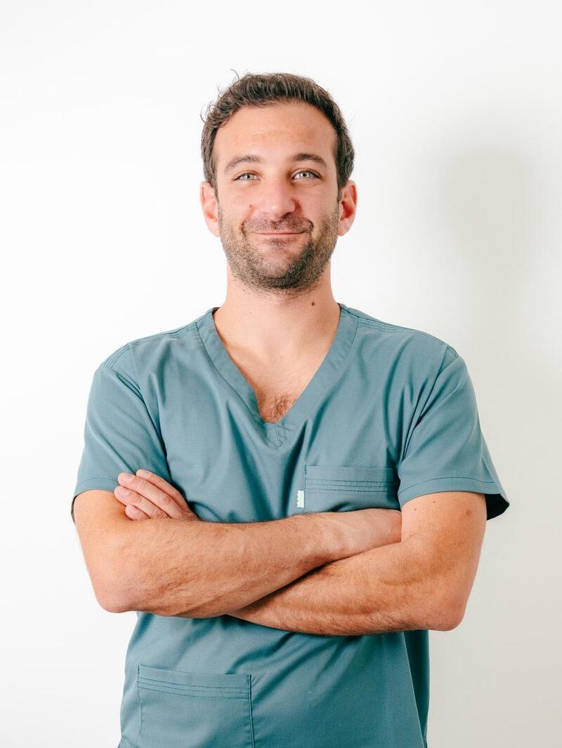 Dr Maxime Hatchuel, chirurgien-dentiste à Montauroux