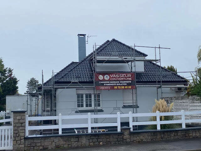 tuiles_noire_brillantes