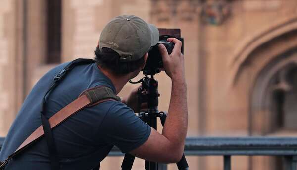 Shooting photo pour location courte durée à Angers : ce que regardent vraiment les voyageurs