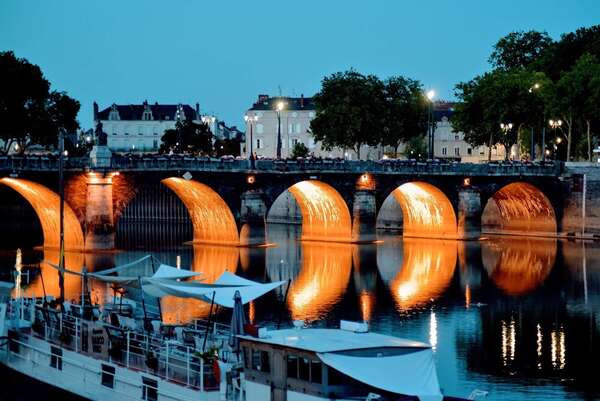 Séjourner à Angers : les meilleurs quartiers pour un hébergement courte durée réussi
