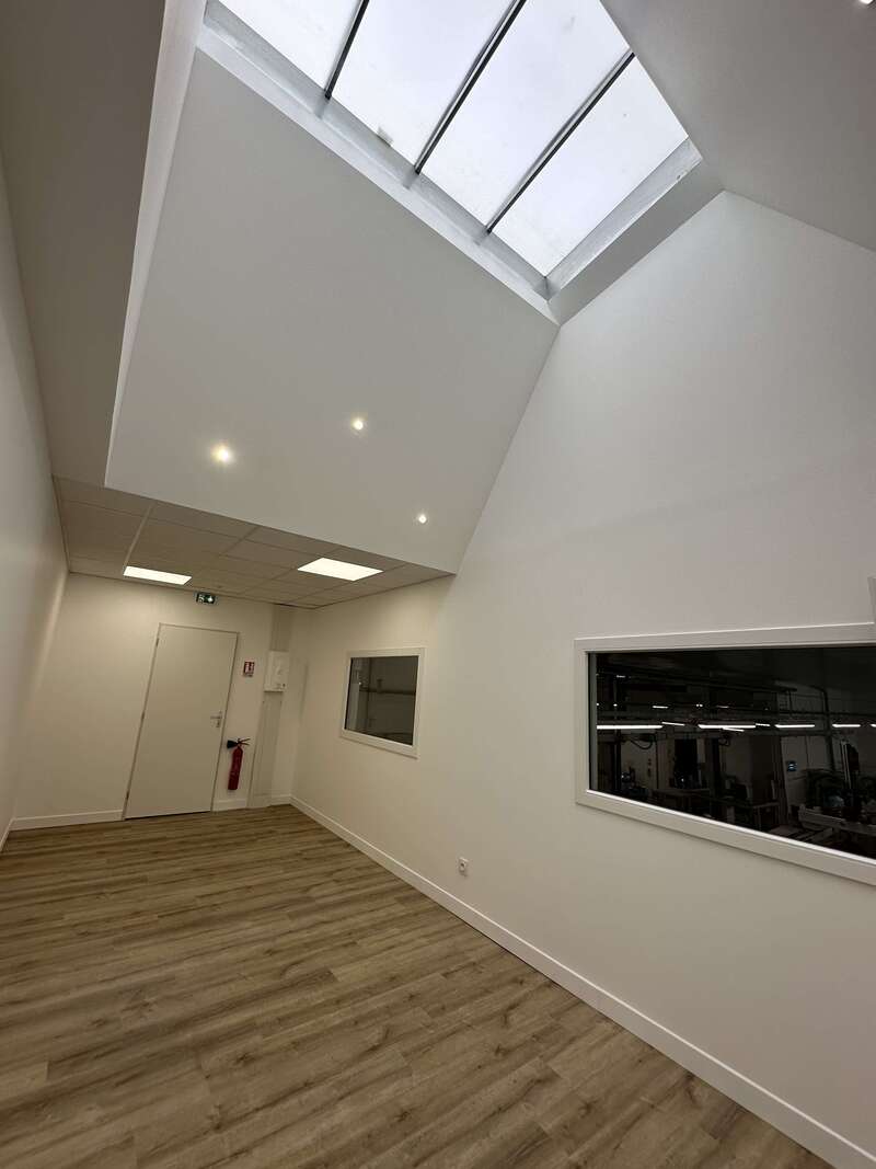 2024-09-1520250908-4106154-wnbu2g