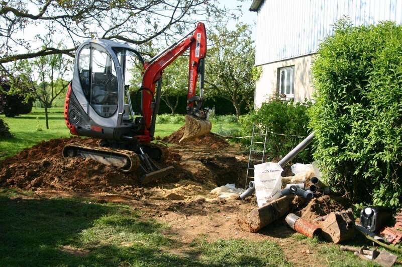 bat420250908-4106154-wd444