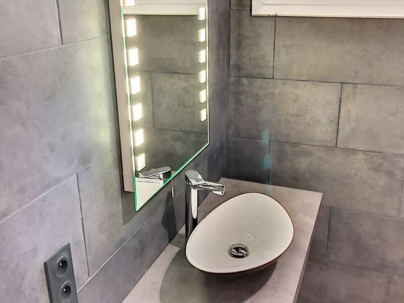 discovery-1582207488_1584705088_05109_6cfeae2