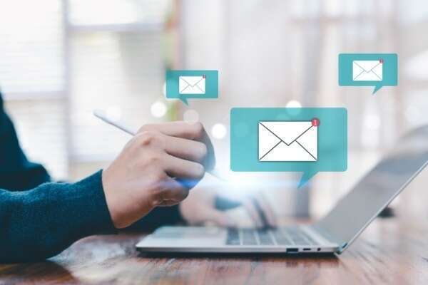 Transfert de mails sensibles : faute grave ?