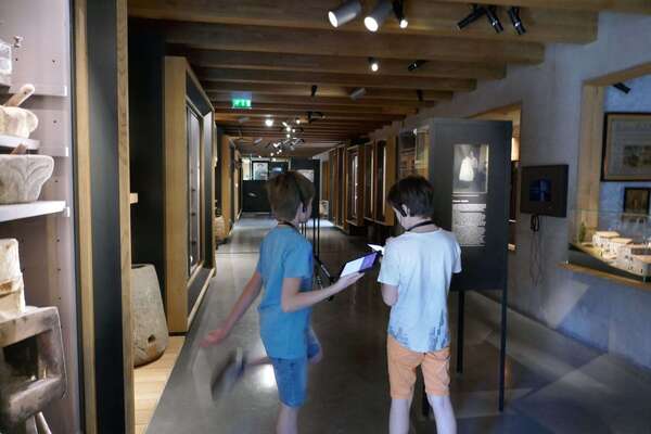 L’audio dans les musées : innovations, usages et nouvelles formes de médiation culturelle