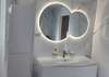 Salle de bains adaptée pour bien vieillir chez soi confortablement