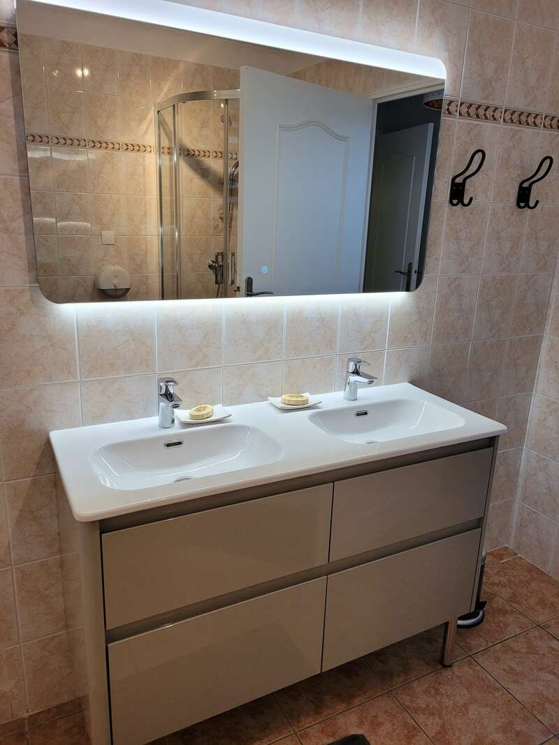 20221202_143430__1_20221207-4819-18wgl6s