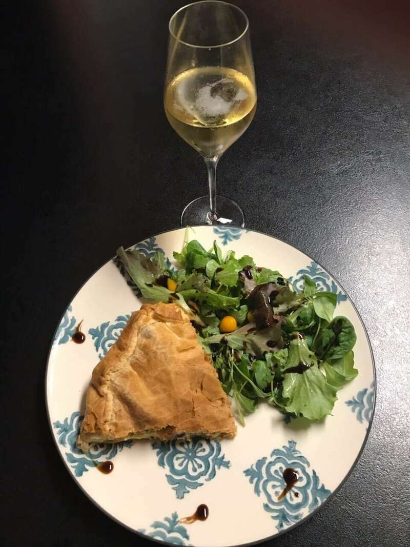 520221201-1389823-jlzz3q