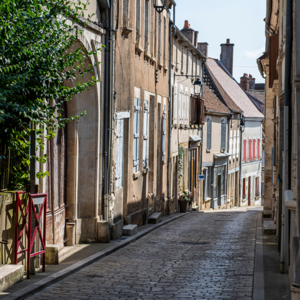 Pourquoi confier sa maison à une conciergerie à Sancerre ?