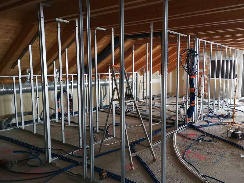 received_1047461709038745__1_