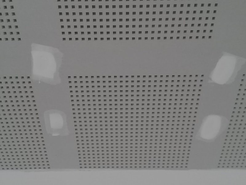plafond_plaque_de_platre_perforee_1.jpeg