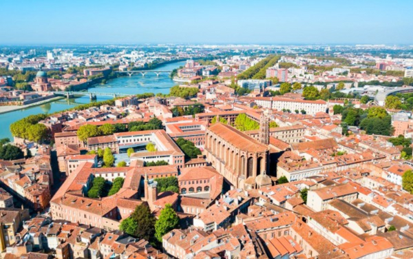 Ouvrir une Conciergerie de Location Courte Durée à Toulouse : Guide Complet