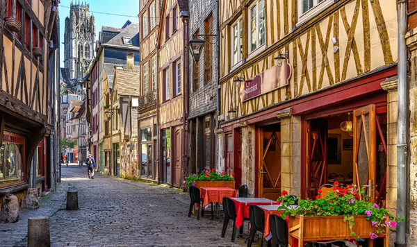 Ouvrir une Conciergerie de Location Courte Durée à Rouen : Guide Pratique