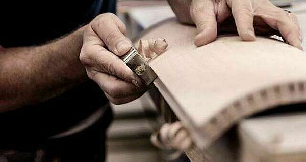 Qu'entend-on par "geste professionnel" ?