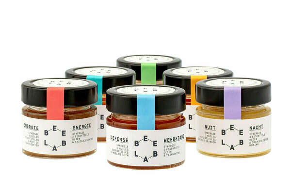 Photo de pot de miel aux huiles essentielles BEELAB 