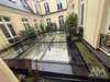 Plancher de verre praticable sur cour — hôtel particulier Paris 16e, étude AM STRUCTURE