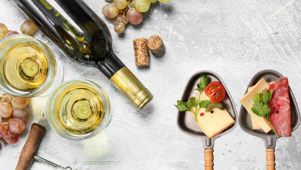 Quel vin blanc boire avec une raclette ?