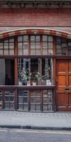 AMF Menuiserie, Façade de magasin en bois à Le Perreux-sur-Marne