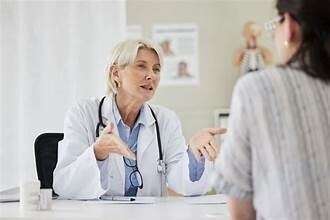 Pourquoi un accompagnement personnalisé pour une transition ménopausique en Peine Santé ?