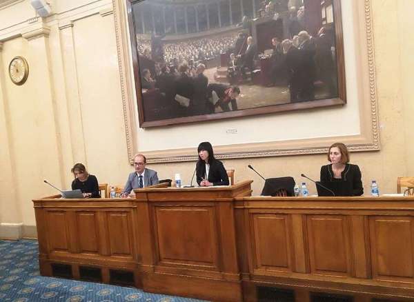 Présidence de l'audition des représentants de la DHUP