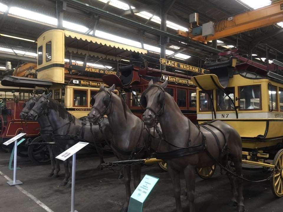 Visite du musée des transports urbains de France à Chelles