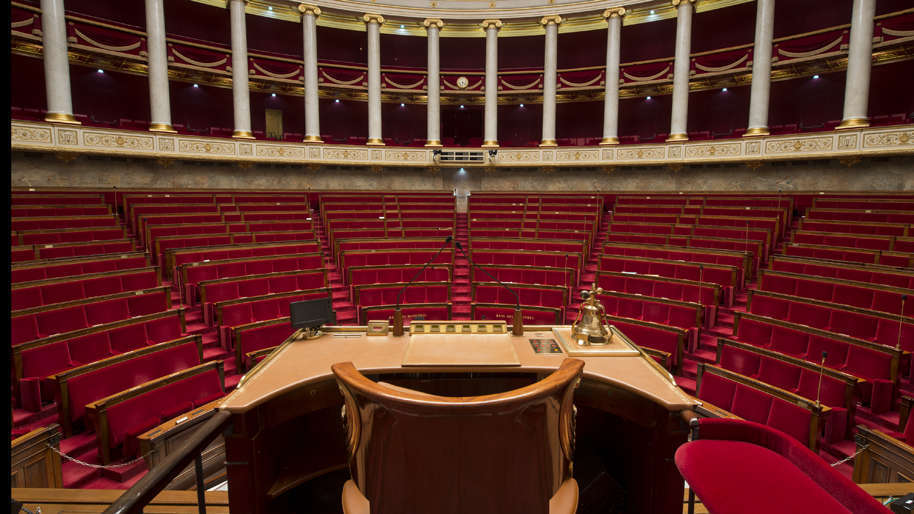Visite de l'Assemblée nationale par les écoliers
