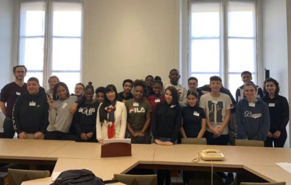 Les élèves de 3ème en prépa-professionnelle du lycée René Cassin de Noisiel en visite à l’Assemblée nationale