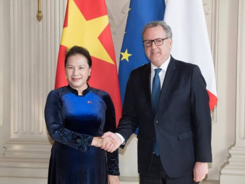 visite_officielle_en_france_de_la_pre_sidente_de_l_assemble_e_nationale_du_vietnam