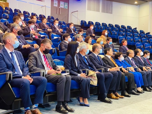 En visite à Sanofi, avec le Premier ministre Vietnamien !