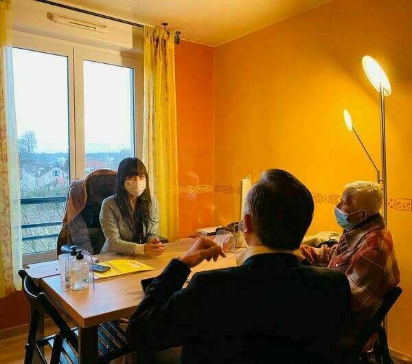 Je vous accueille à ma permanence les jeudis et vendredis !