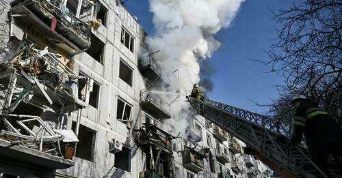 Ukraine : le Groupe LaREM condamne fermement la décision de la Russie, et exprime sa pleine solidarité avec les Ukrainiens